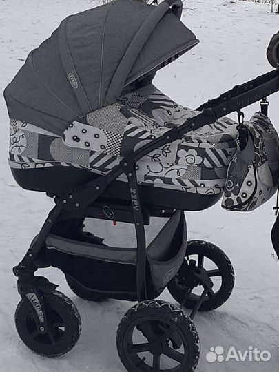 Коляска zippy 3 в 1