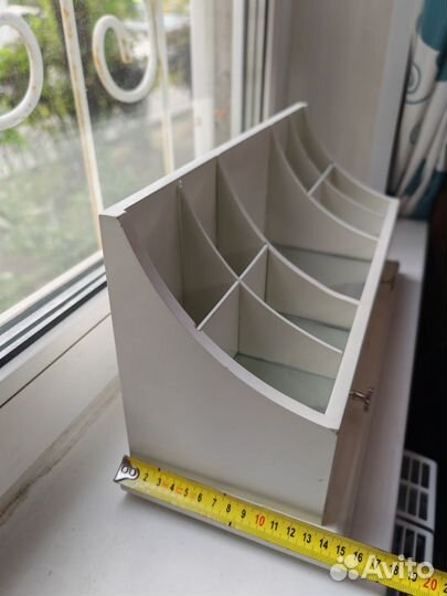 Полка для ювелирных украшений