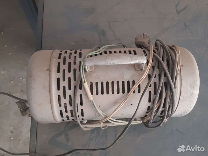 Зарядное устройство