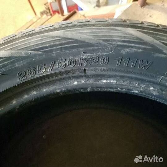 Yokohama Advan S/T V801 265/50 R20 111W