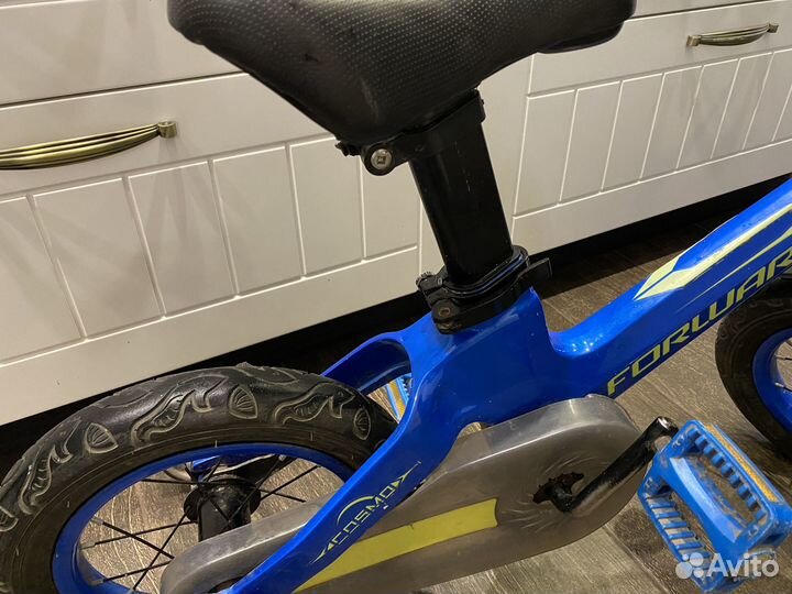 Велосипед forward cosmo 12 дюймов