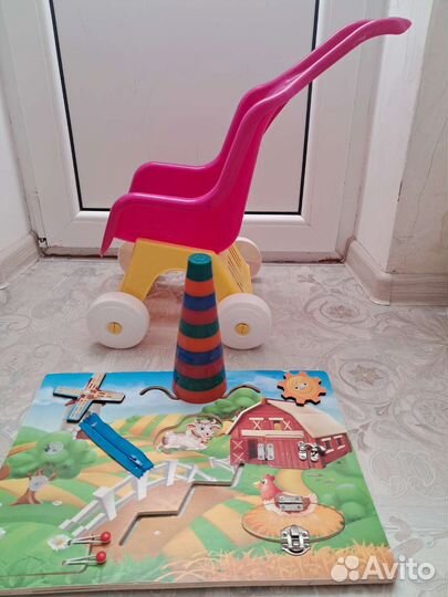 Пирамидка, бизиборд, коляска