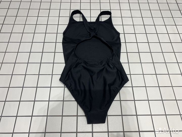 Купальник Adidas для девочки 7-8 лет