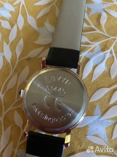 Часы наручные женские Ив Роше