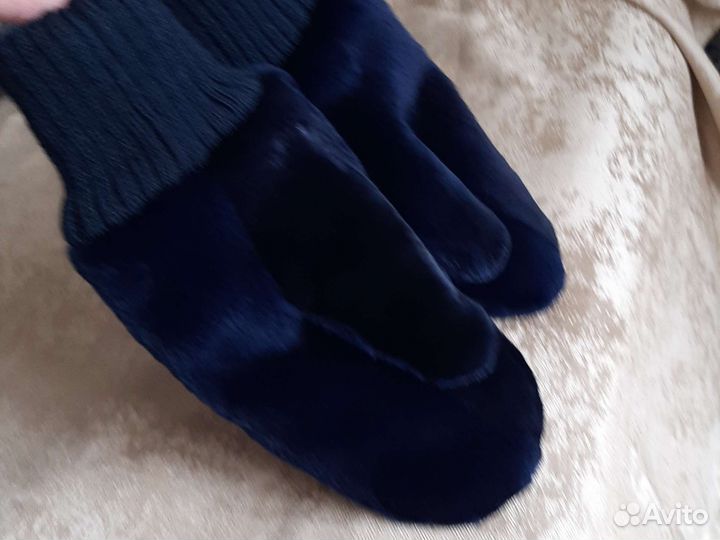 Варежки меховые новые