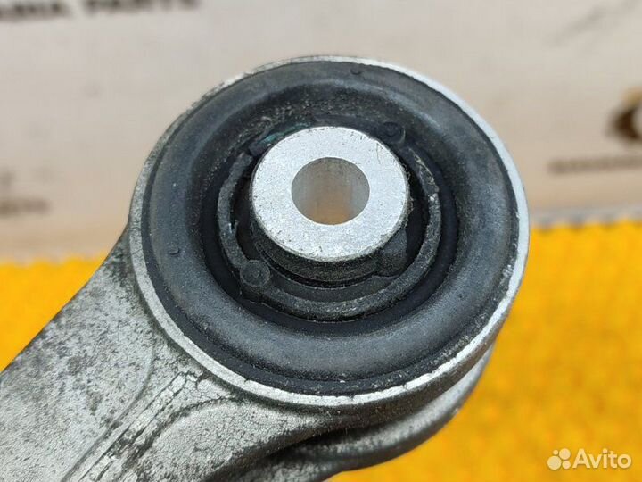 Рычаг подвески верхний передний правый Porsche