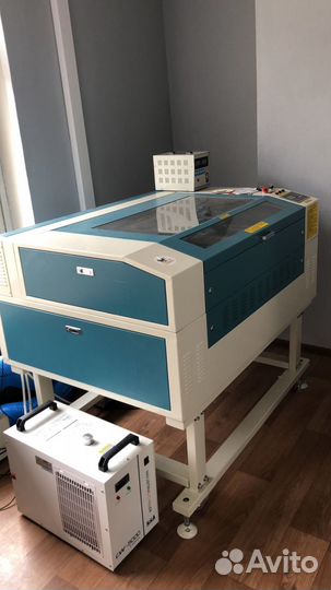 Печать баннеров, ролл-апов, стикеров, плакатов