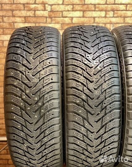 Nokian Tyres Hakkapeliitta 8 SUV 235/55 R20