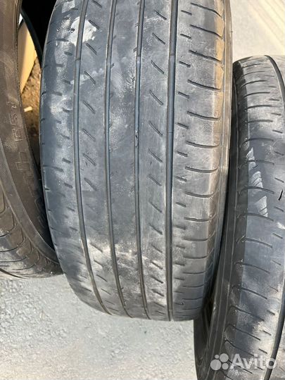 Yokohama BluEarth E51 225/60 R18