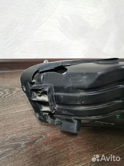 Фара передняя левая на kia ceed 3