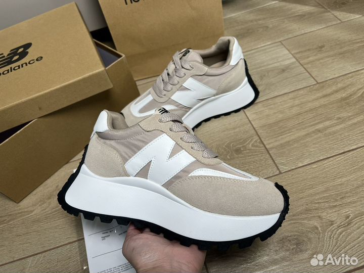 Кроссовки New balance на платформе