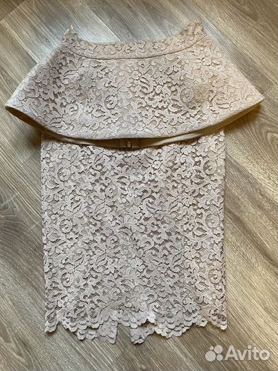 Кружевная юбка карандаш с баской mangano