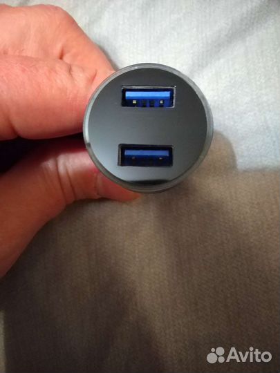 Автомобильный адаптер usb