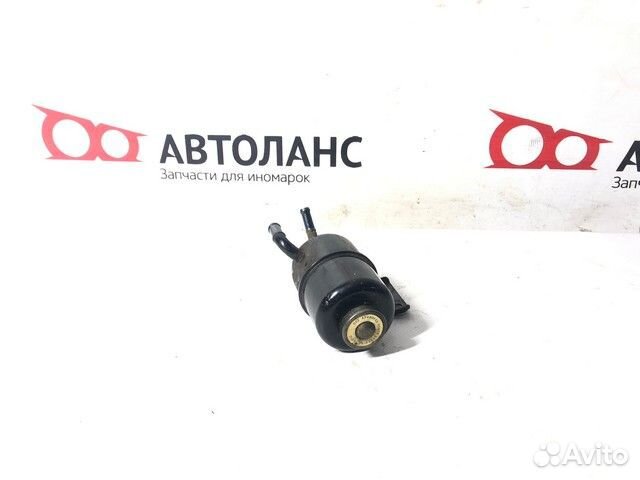 Бачок гур Mitsubishi Pajero 2