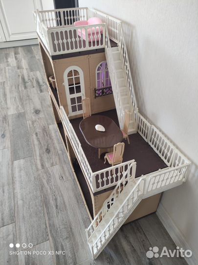 Домик кукольный