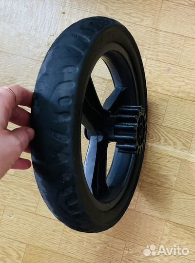 Колесо для коляски