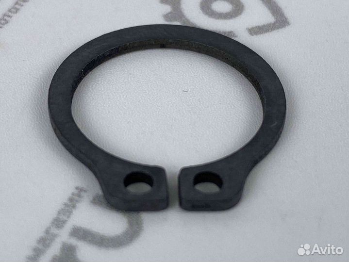 Кольцо стопорное вала пускового d18