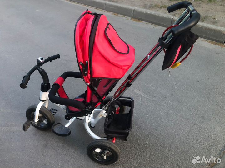 Трехколесный велосипед с родительской ручкой