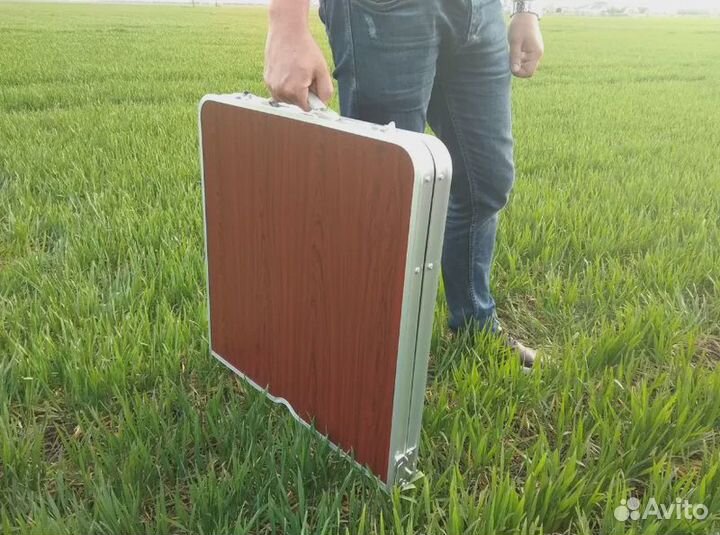 Набор стол +4 стула