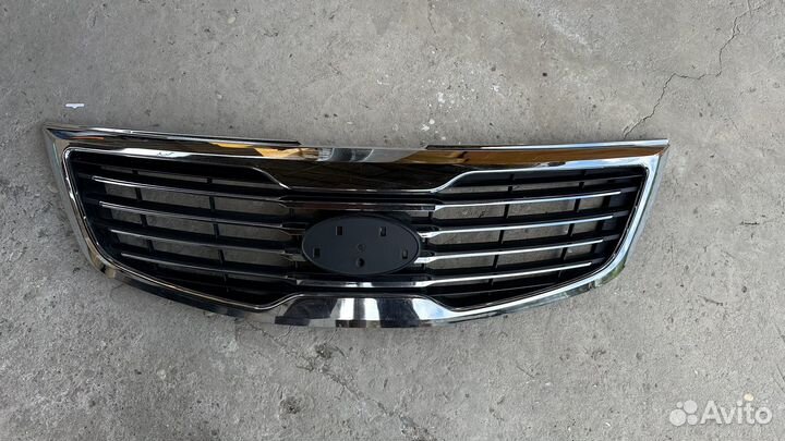 Решетка радиатора kia sportage 3