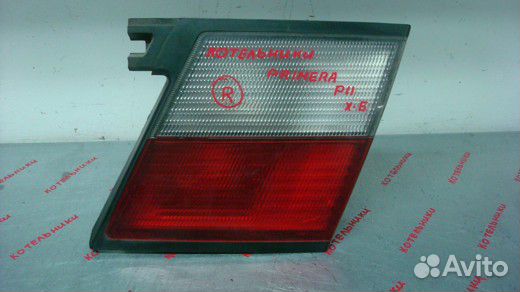 Nissan 26550-2F727 Фонарь правый