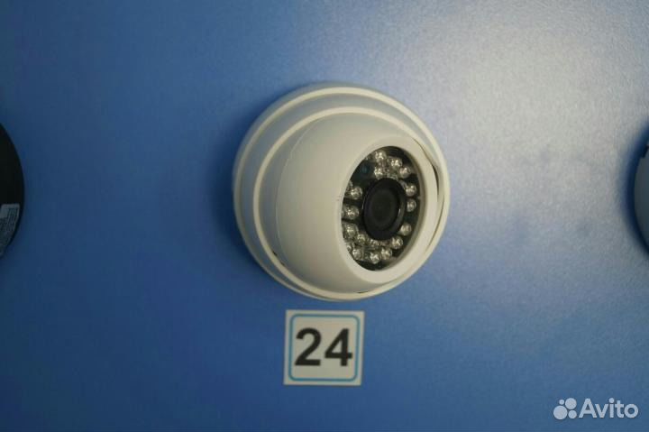 Внутренняя купольная видеокамера 4Mpx с ик