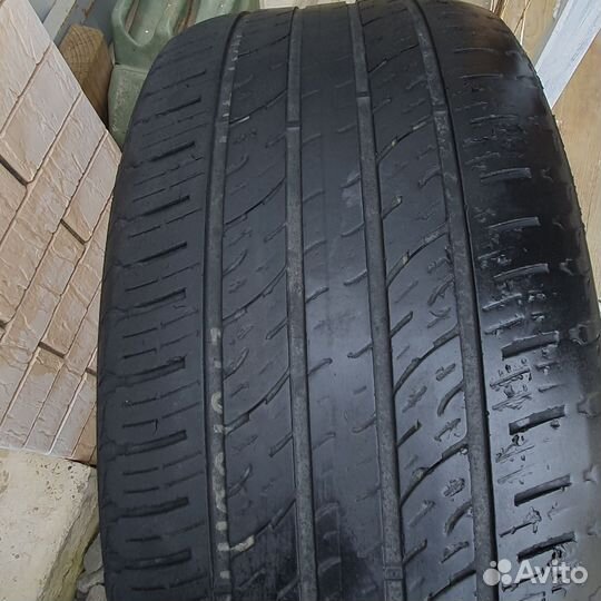 Kumho Crugen Premium KL33 275/55 R19