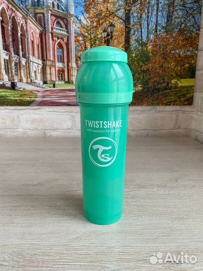 Антиколиковая бутылочка с соской 4+