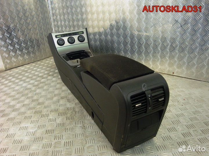 Подлокотник Volkswagen Passat B6 3c0864207tsq