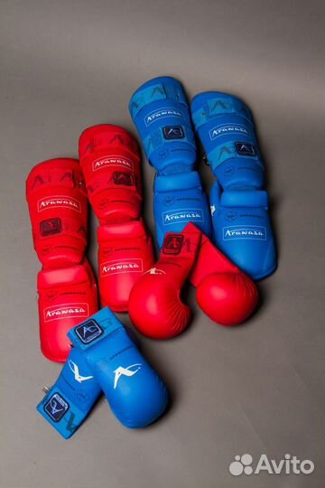 Защита и аксессуары для каратэ WKF arawaza