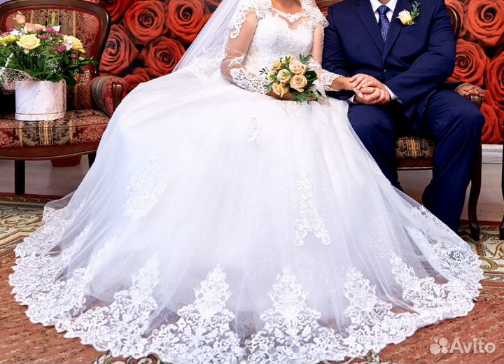 Свадебное платье