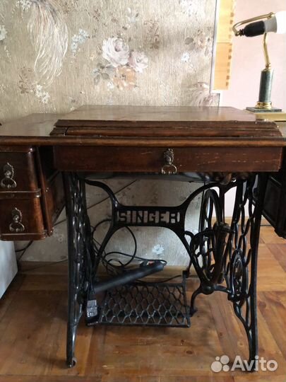 Швейная машина Singer