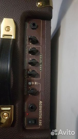 Комбоусилитель для акустической гитары