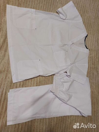 Медицинский костюм