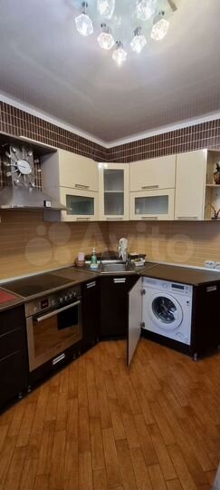 2-к. квартира, 56 м², 2/5 эт.