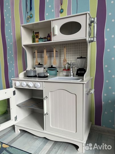 Детская деревянная кухня