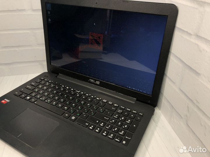 Игровой ноутбук asus 4 ядра/2 видеокарты/8gb