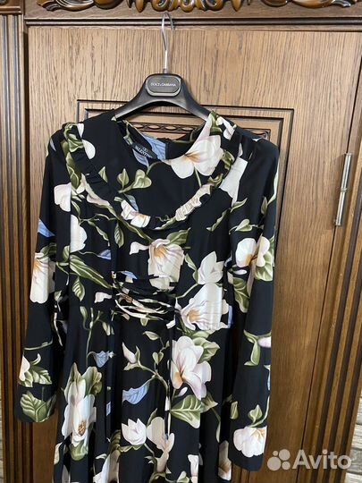 Платье valentino 44 46