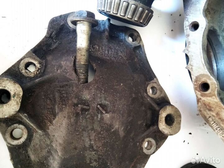 Редуктор задний на мерседес С 180 механика