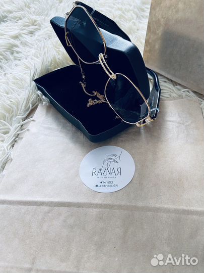 Солнцезащитные очки