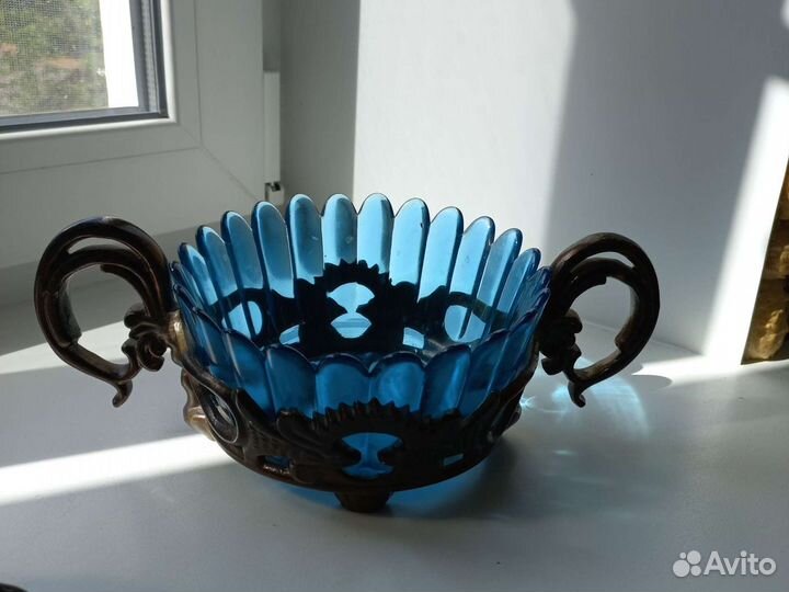 Ваза конфетница цветное стекло