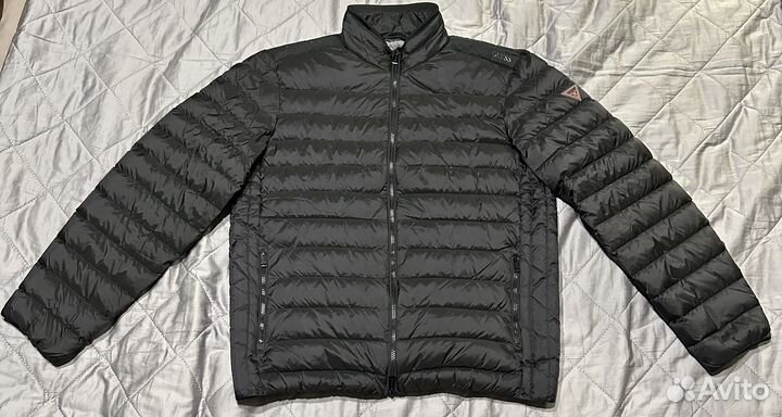 Пуховик Guess