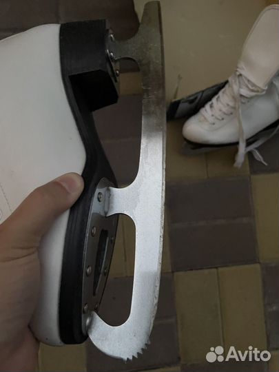 Коньки фигурные Larsen Marina F02 Size 42