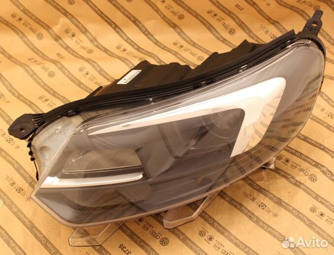 Фара левая opel vivaro C zafira life 19+ xenon KPL