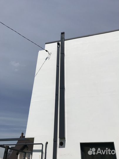 Монтаж дымохода и вентиляции