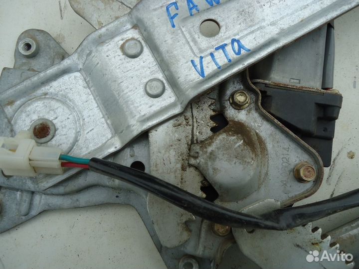 Стеклоподъемники задние Faw Vita