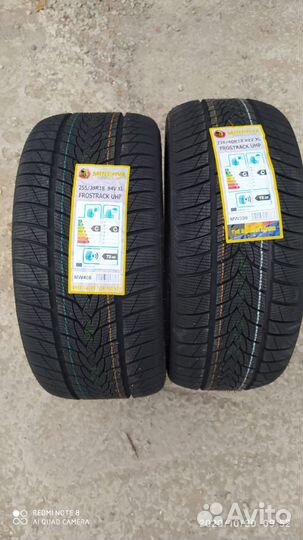 Minerva Frostrack UHP 225/40 R18 255/35 R18