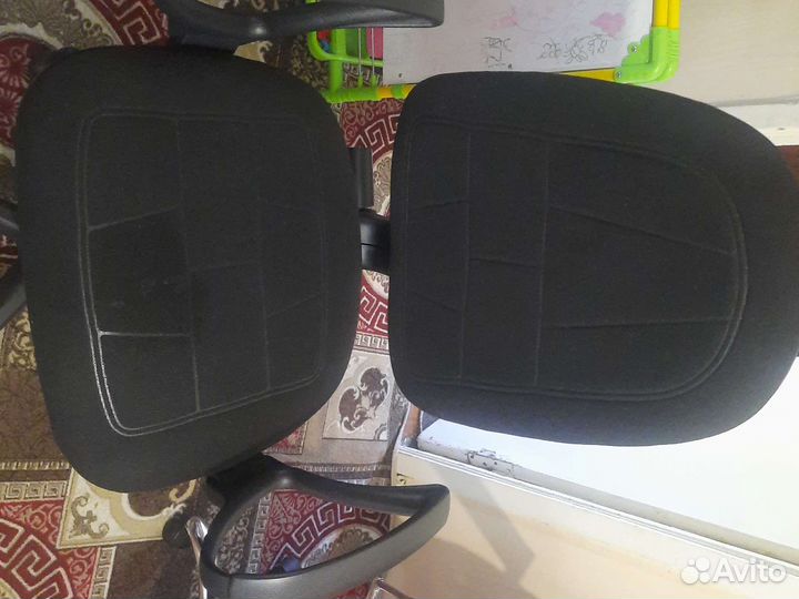 Компьютерное кресло