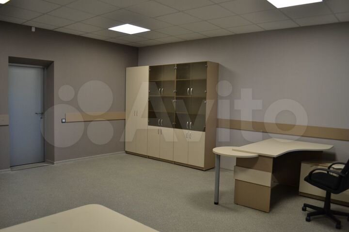 Офис 29,5 м², складское помещение 65 м²