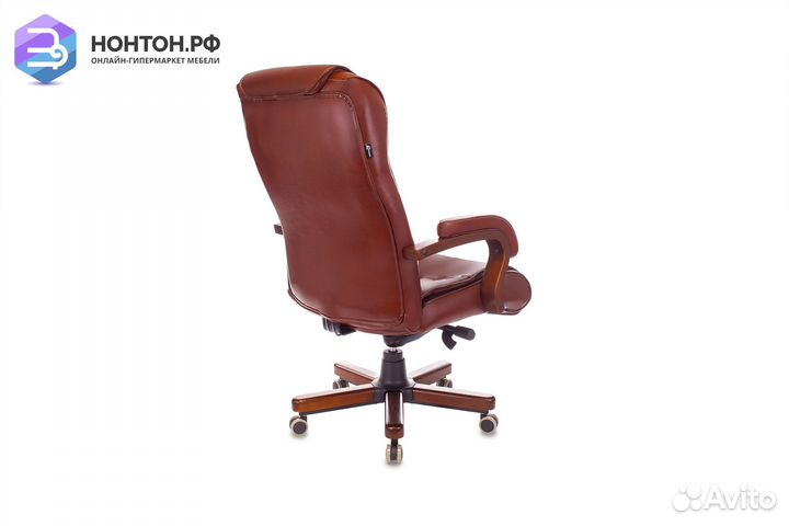 Кресло руководителя Бюрократ T-9926walnut светло-к